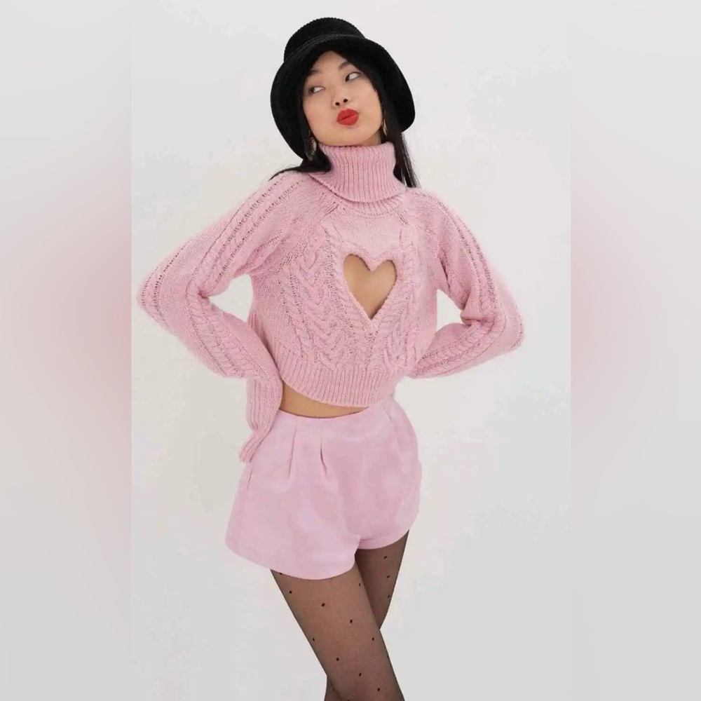 🆕#8 - For Love & Lemons Drew Pink Pleated Satin Shorts Size Small NWT